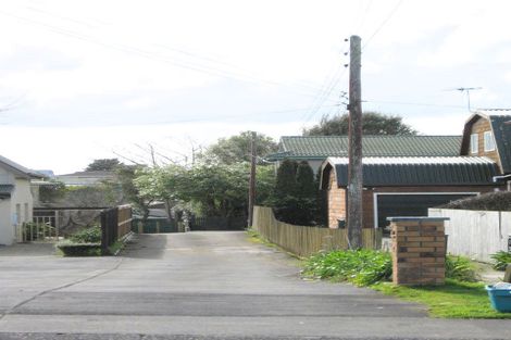 Photo of property in 21 Clark Road, Pahurehure, Papakura, 2113