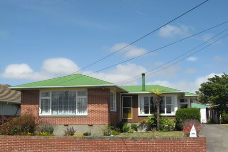 Photo of property in 33 Deloraine Street, Somerfield, Christchurch, 8024