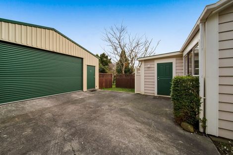 Photo of property in 67 Broadway, Waitara, 4320