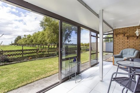 Photo of property in 11 Pengelly Place, Parakai, 0830