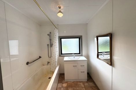 Photo of property in 47 Lowestoft Street, Balclutha, 9230