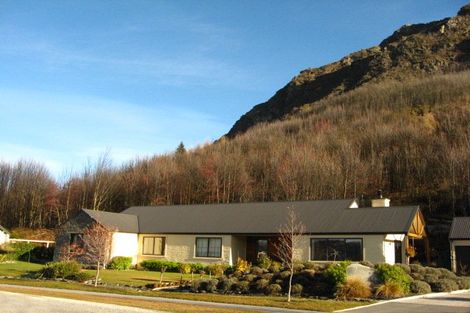 Photo of property in Butel Park, 79 Essex Avenue, Arrowtown, 9302