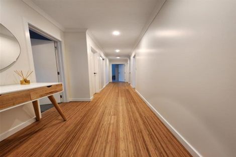 Photo of property in 278a Glenvar Road, Torbay, Auckland, 0630