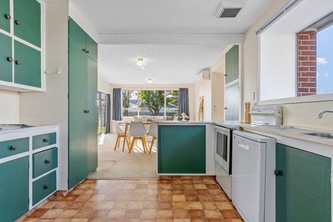 Photo of property in 218 Yaldhurst Road, Avonhead, Christchurch, 8042