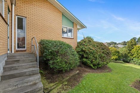 Photo of property in 6c Fairview Place, Westown, New Plymouth, 4310