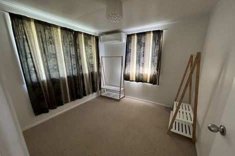 Photo of property in 14 Bledisloe Street, Levin, 5510