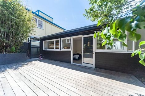 Photo of property in 120 Ohiro Road, Brooklyn, Wellington, 6021