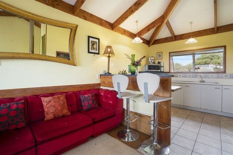 Photo of property in 250 Paroa Bay Road, Russell, 0272