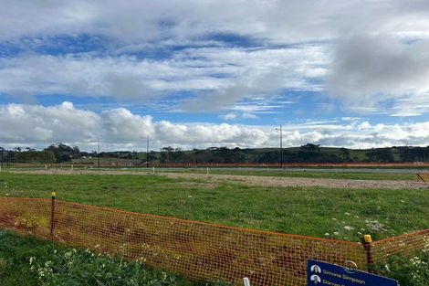 Photo of property in 2 Shropshire Street, Karaka, 2580