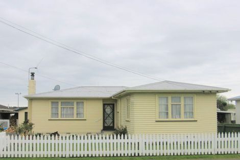 Photo of property in 19 Cook Street Foxton Horowhenua District