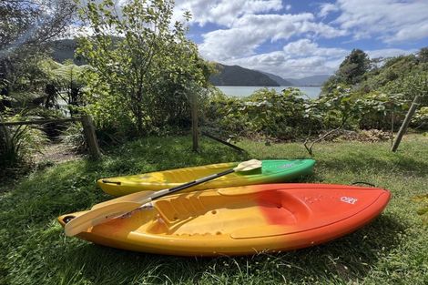 Photo of property in 685 Queen Charlotte Drive, Havelock, Picton, 7281