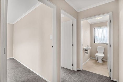 Photo of property in 1 Nevada Way, Kelvin Grove, Palmerston North, 4414