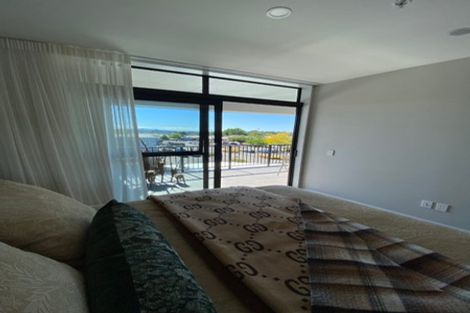 Photo of property in 202/86 Alpha Street, Cambridge, 3434