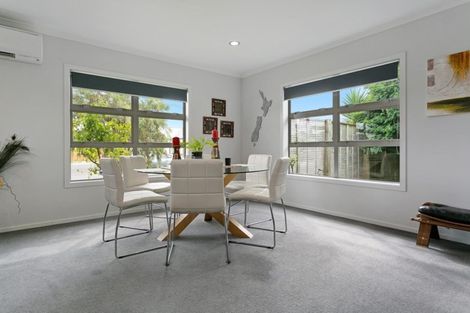 Photo of property in 18 Tulip Drive, Cambridge, 3434