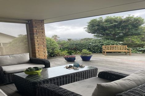 Photo of property in 6 Esther Place, Red Beach, 0932