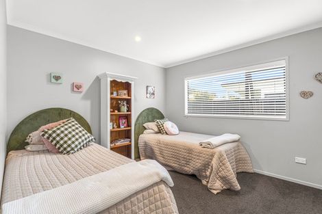 Photo of property in 325 Cook Drive, Whitianga, 3510