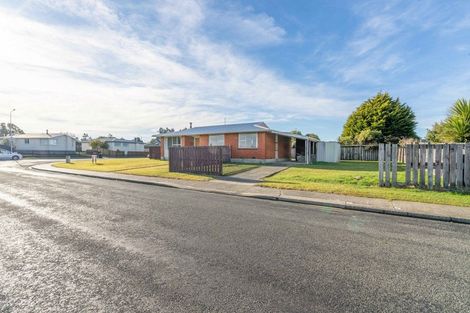 Photo of property in 11 Farrar Street, Heidelberg, Invercargill, 9812