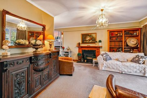 Photo of property in 63 Forrest Hill Road, Milford, Auckland, 0620