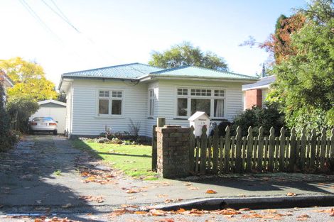 Photo of property in 19 Domett Street, Waltham, Christchurch, 8023