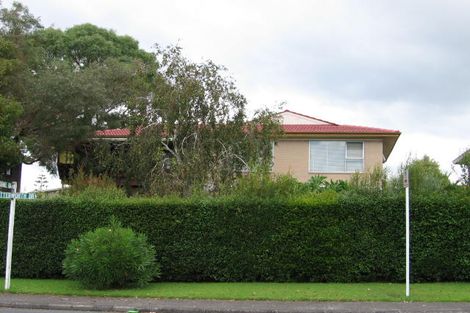 Photo of property in 29 Butterworth Drive, Glendene, Auckland, 0602