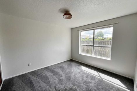 Photo of property in 2/51 Woodbury Street, Russley, Christchurch, 8042