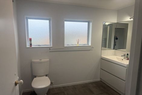 Photo of property in 130q Lakeside Drive, Orewa, 0931