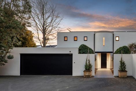 Photo of property in 15 Rhodes Street, Merivale, Christchurch, 8014