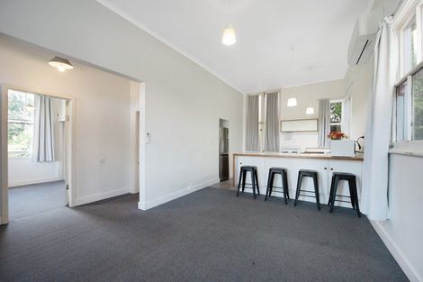 Photo of property in 15a Mortimer Terrace, Aro Valley, Wellington, 6021