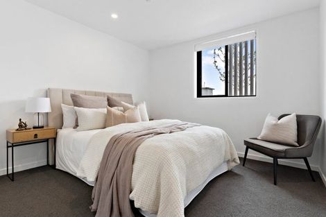 Photo of property in 4/169 Hobsonville Point Road, Hobsonville, Auckland, 0616