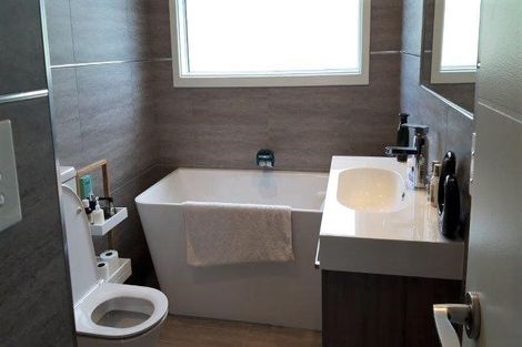 Photo of property in 1 Parklands Drive, Huntsbury, Christchurch, 8022