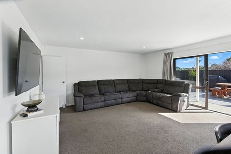 Photo of property in 3b Cobden Place, Woodend, 7610