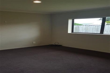 Photo of property in 70a Kayes Road, Pukekohe, 2120