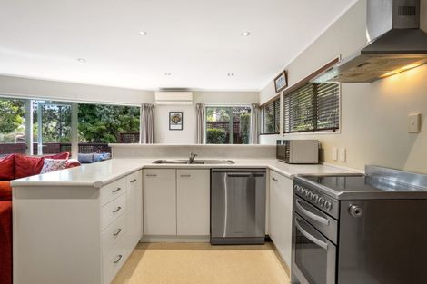 Photo of property in 18a Houghton Street, Meadowbank, Auckland, 1072