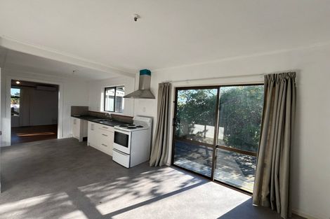 Photo of property in 22 Mahoe Street, Otaki Beach, Otaki, 5512