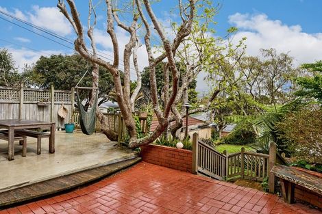 Photo of property in 337 Muritai Road, Eastbourne, Lower Hutt, 5013