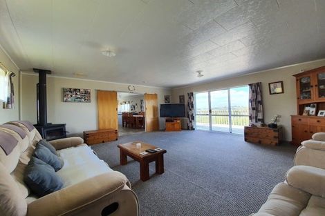 Photo of property in 18 Marohemo Road, Maungaturoto, 0583