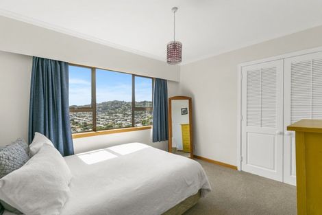 Photo of property in 24 Southern Cross Crescent, Island Bay, Wellington, 6023