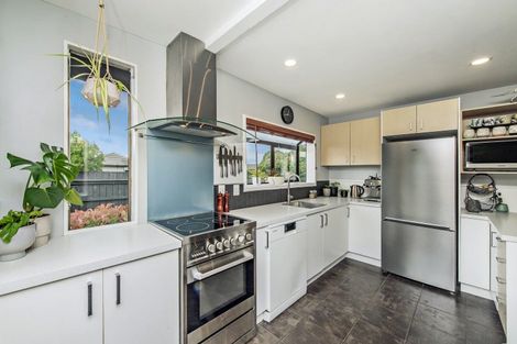 Photo of property in 17 White Street, Rangiora, 7400