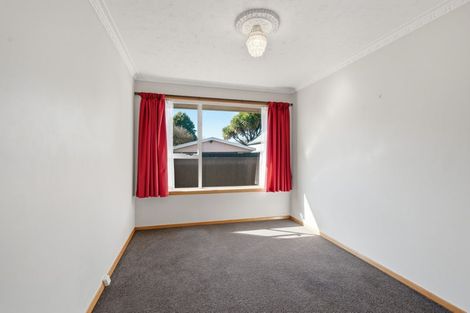 Photo of property in 33 Staveley Street, Avonhead, Christchurch, 8042