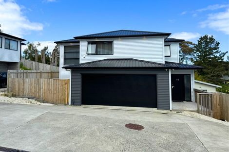 Photo of property in 10 Mahinga Place, Massey, Auckland, 0614