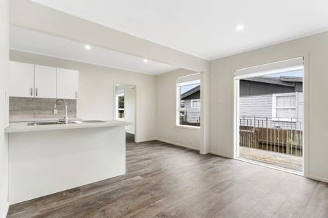 Photo of property in 34 Jupiter Street, Rosehill, Papakura, 2113