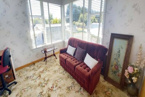 Photo of property in 1 Morton Street, Tuatapere, 9620