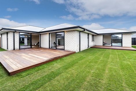 Photo of property in 32 Florence Drive, Lincoln, 7608