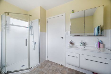 Photo of property in 11a Puriri Street, Hilltop, Taupo, 3330