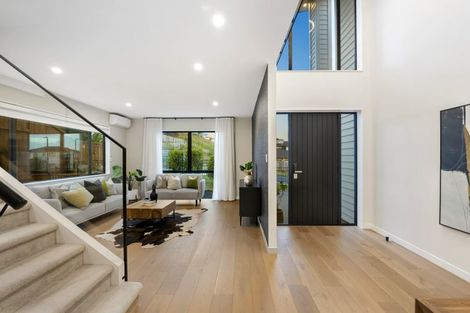 Photo of property in 55 Godfrey Drive, Orewa, 0931