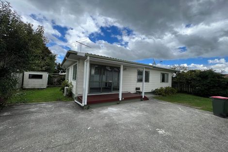 Photo of property in 3 Poinsettia Place, Henderson, Auckland, 0610