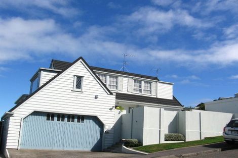 Photo of property in 22 Rama Crescent, Khandallah, Wellington, 6035