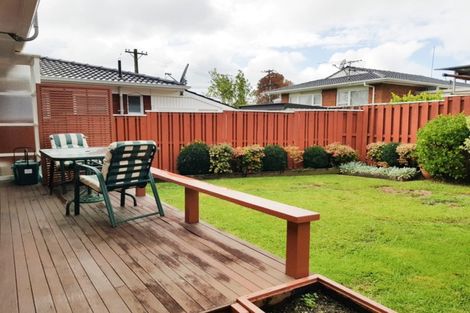 Photo of property in 2/6 Waterloo Road, Milford, Auckland, 0620