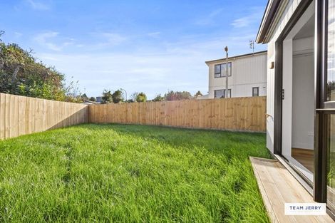 Photo of property in 40d Trentham Road, Papakura, 2110