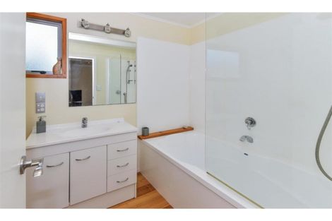 Photo of property in 30 Cordyline Road, Port Waikato, Tuakau, 2695